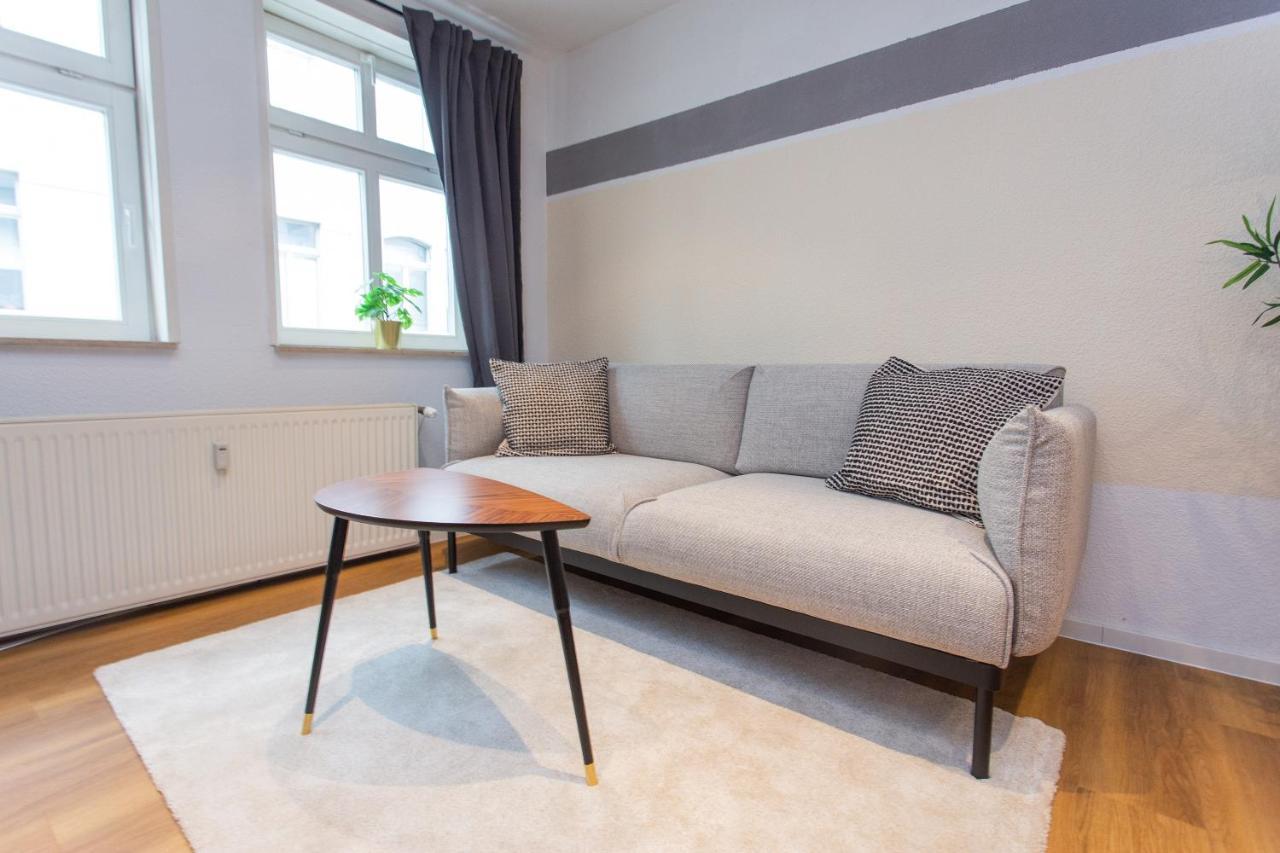 Fullhouse - Halle - Ku15 Apartments Buitenkant foto
